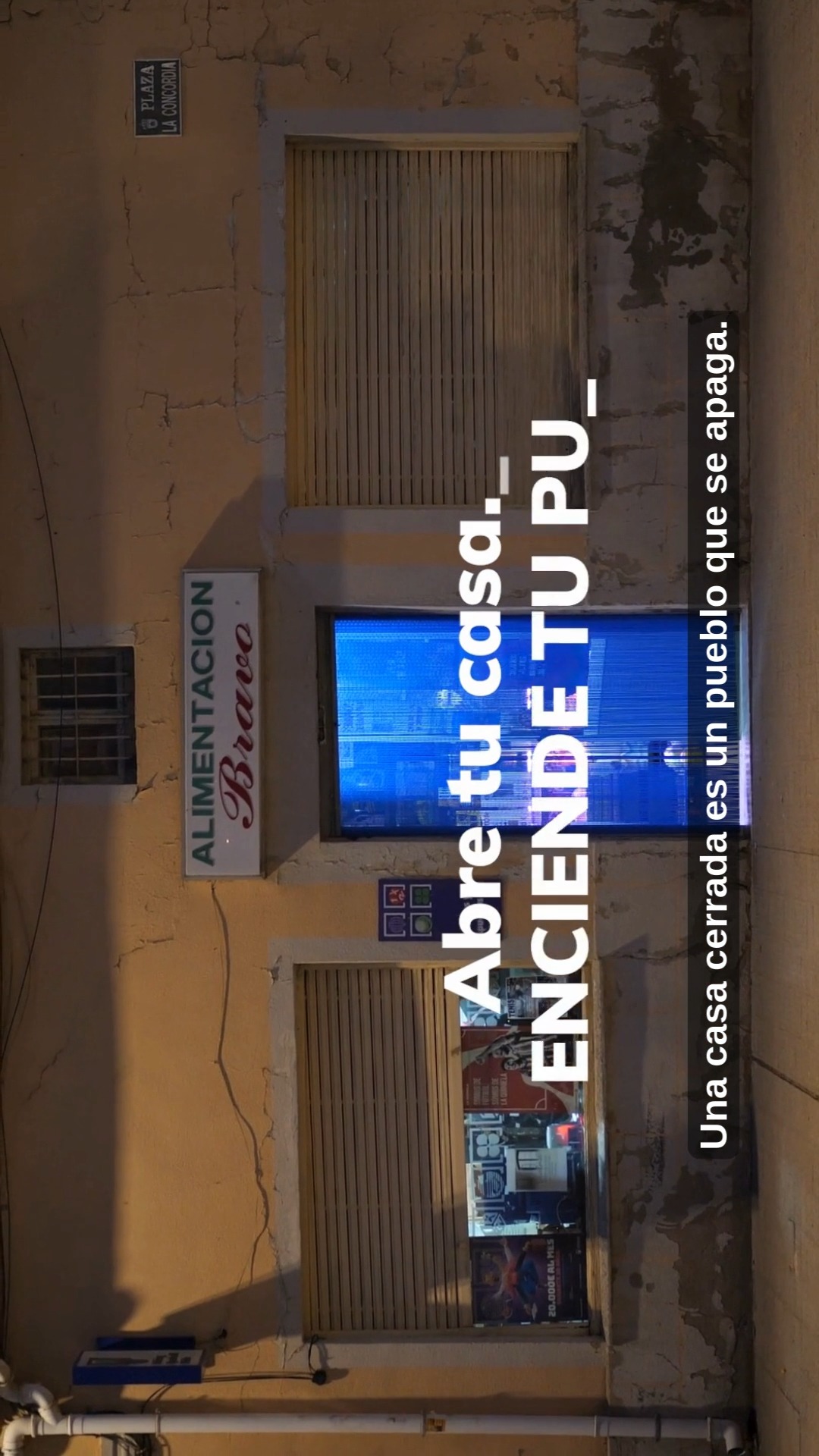 🏡✨ Abre tu casa, enciende tu pueblo 

En nuestros pueblos, cada casa cerrada es mucho más que una puerta que no se abre. Es una familia menos. Son menos voces en la escuela. Es menos vida en las calles. Es un servicio que se pierde. 

Cuando las viviendas permanecen vacías, los pueblos poco a poco se apagan. Pero cuando una casa se abre… vuelve la luz, vuelve el movimiento, vuelve la comunidad. Si tienes una vivienda cerrada, existen opciones:

 ✔️ Alquilar ✔️ Vender ✔️ Restaurar

 El Centro de Desarrollo Rural Carrión y Ucieza pone a tu disposición apoyo, orientación y medios para facilitar estos procesos. Te acompañamos para que abrir tu casa sea también abrir oportunidades. Porque cada casa que vuelve a ser habitada es una familia que llega. Y cada familia que llega es un pueblo que sigue vivo.

 📍 Apostemos por la repoblación rural. 

📍 Apostemos por mantener nuestros servicios. 

📍 Apostemos por el futuro de nuestros pueblos. 

👉 Si quieres más información, ponte en contacto con nosotras. 979 808 800

"Sensibilización sobre la despoblación y fomento del emprendimiento rural" financiado por el Ministerio de Derechos Sociales Consumo y Agenda 2030, dentro de los programas de interés social, con cargo a la asignación tributaria del 0,7% del IRPF @xsolidaria #XSolidaria @coceder_rural 
"Vivienda rural: proyectos piloto para su liberación y rehabilitación" financiado por el Ministerio de Derechos Sociales, Consumo y Agenda 2030, para la realización de actividades relacionadas con la promoción e implementación de la Agenda 2030 - Gobierno de España para el Desarrollo Sostenible de España.
@msocialgob y @agenda2030gob #despoblación #volveralpueblo